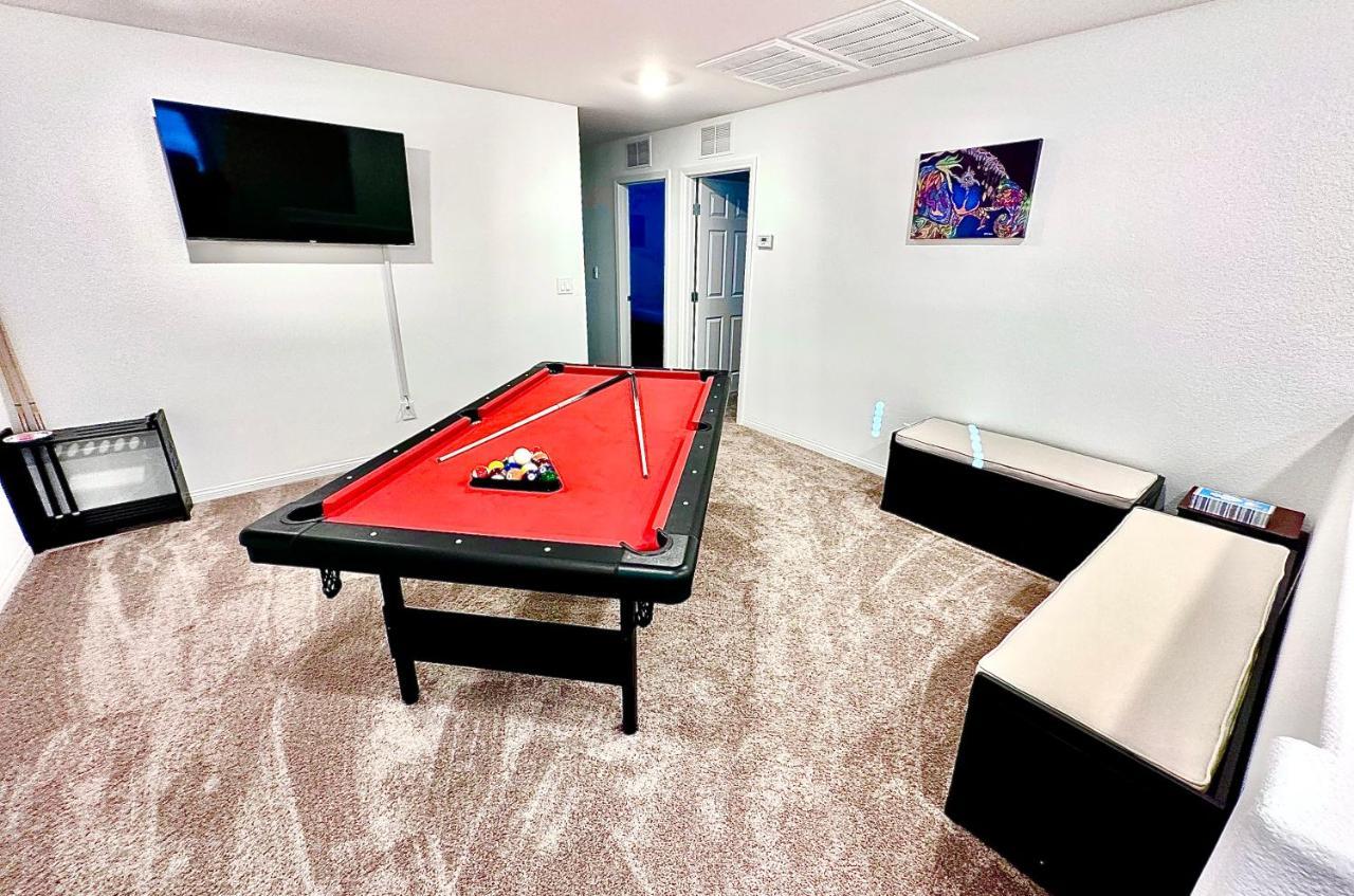 Spacious House, 5 Bedrooms, Sleeps 12, Near Las Vegas Strip And Airport Exterior photo